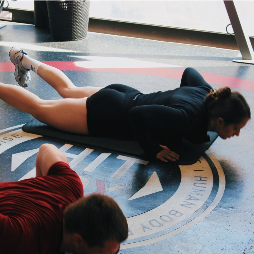 Pompe poitrine au sol